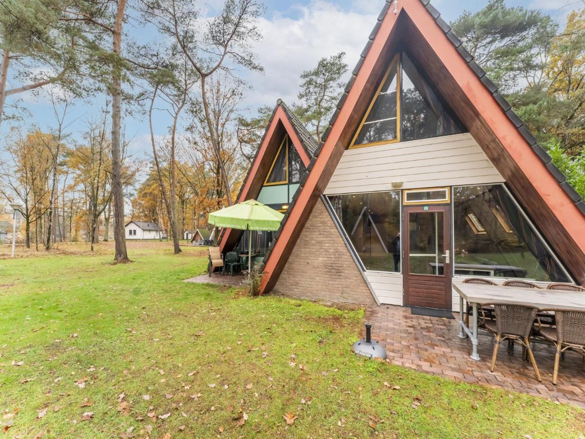 Modern Holiday Home In Stramproy In The Forest Exterior foto